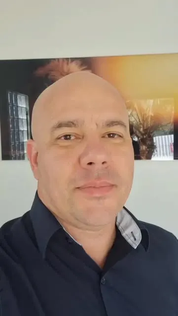Anderson Hachtenberg, corretor de imóveis